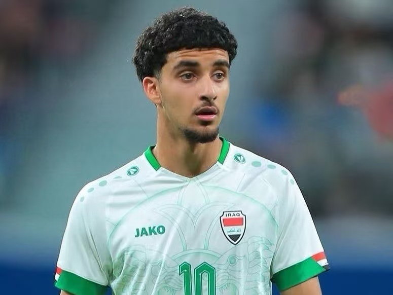 岁的他目前, 卡塔尔之间 岁的他目前, 卡塔尔之间